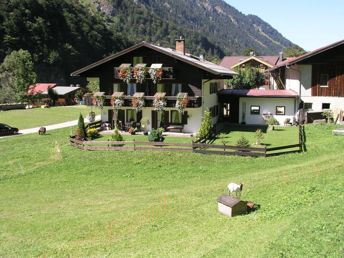 Landhaus Spielmannsau Oberstdorf Bagian luar foto