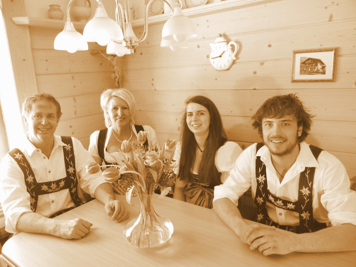 Landhaus Spielmannsau Oberstdorf Bagian luar foto